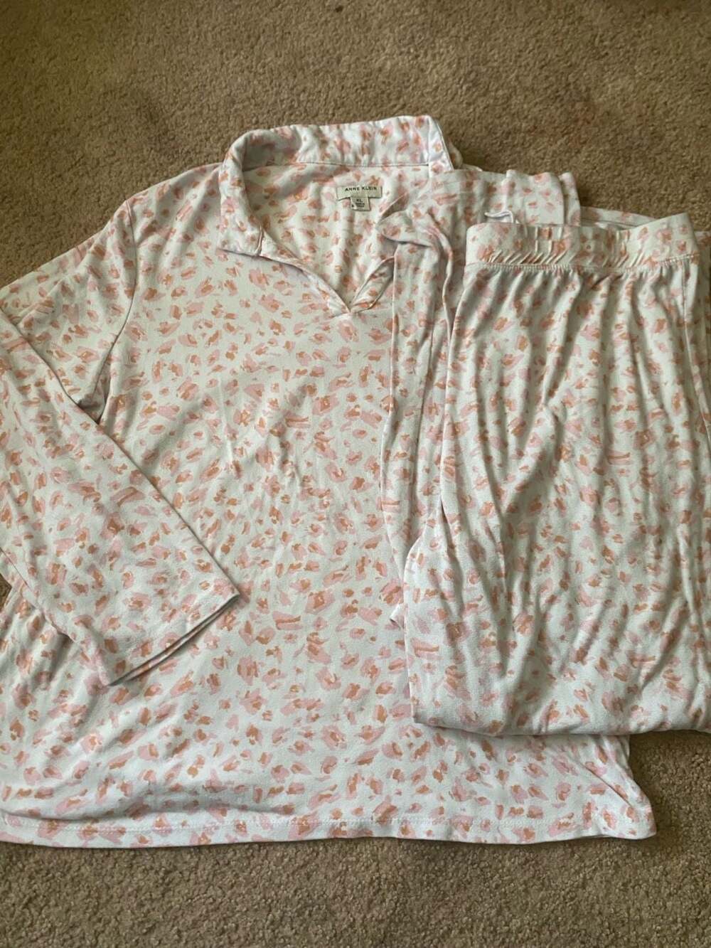 Anne Klein Pajama Set Size XL Pink White Leopard Animal Print Sleepwear